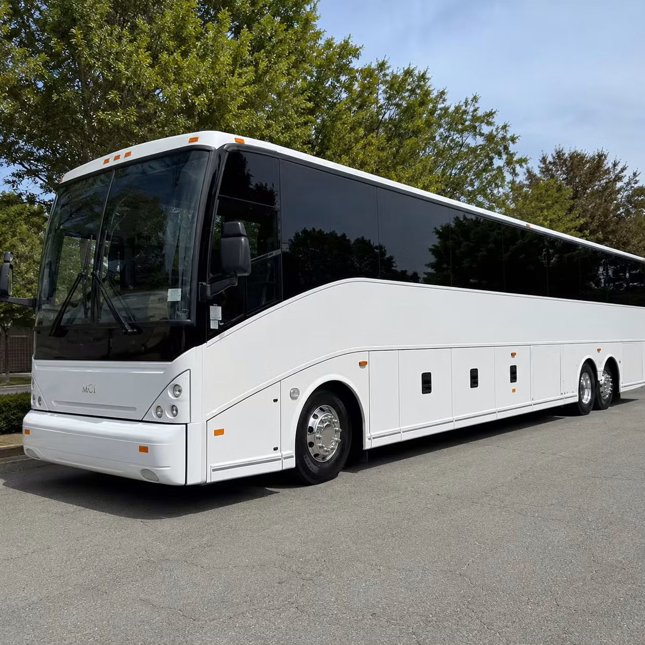 corporate groups and convention teams love hawthorne airport shuttle service