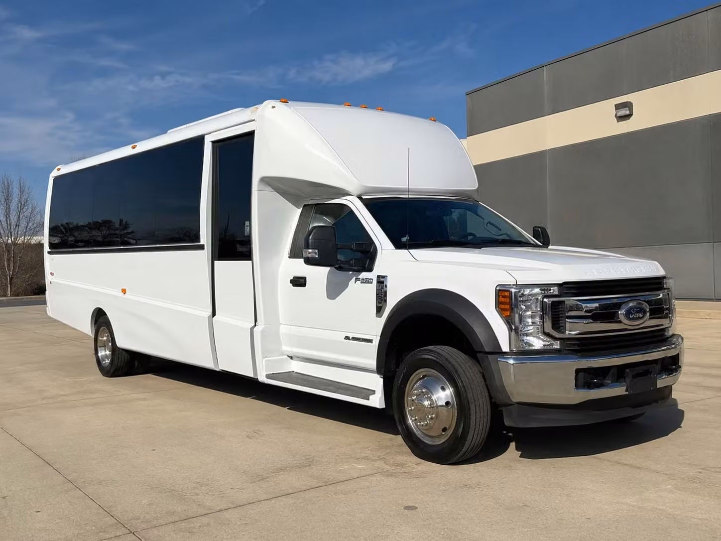 hawthorne airport transportation