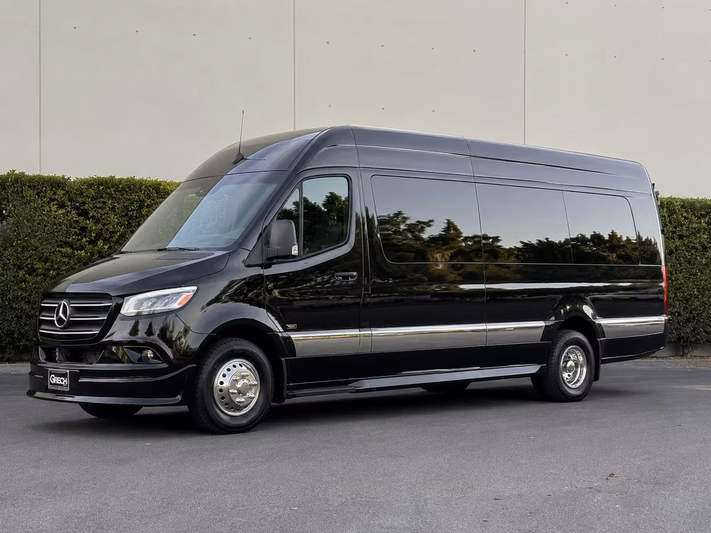 sprinter vans and minibuses for smaller concert groups in hawthorne